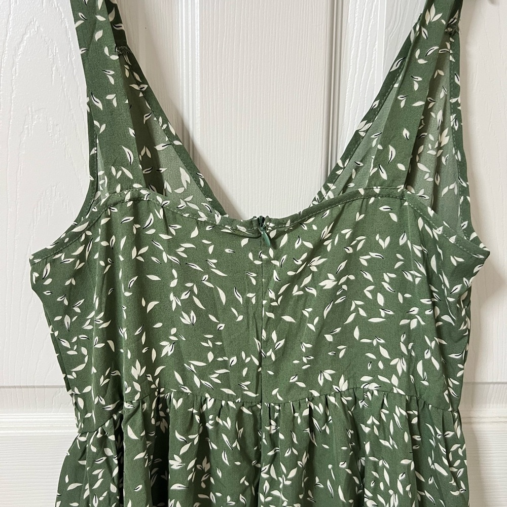 NWT Cupshe Abstract Print Chiffon Dress M - Picture 8 of 13